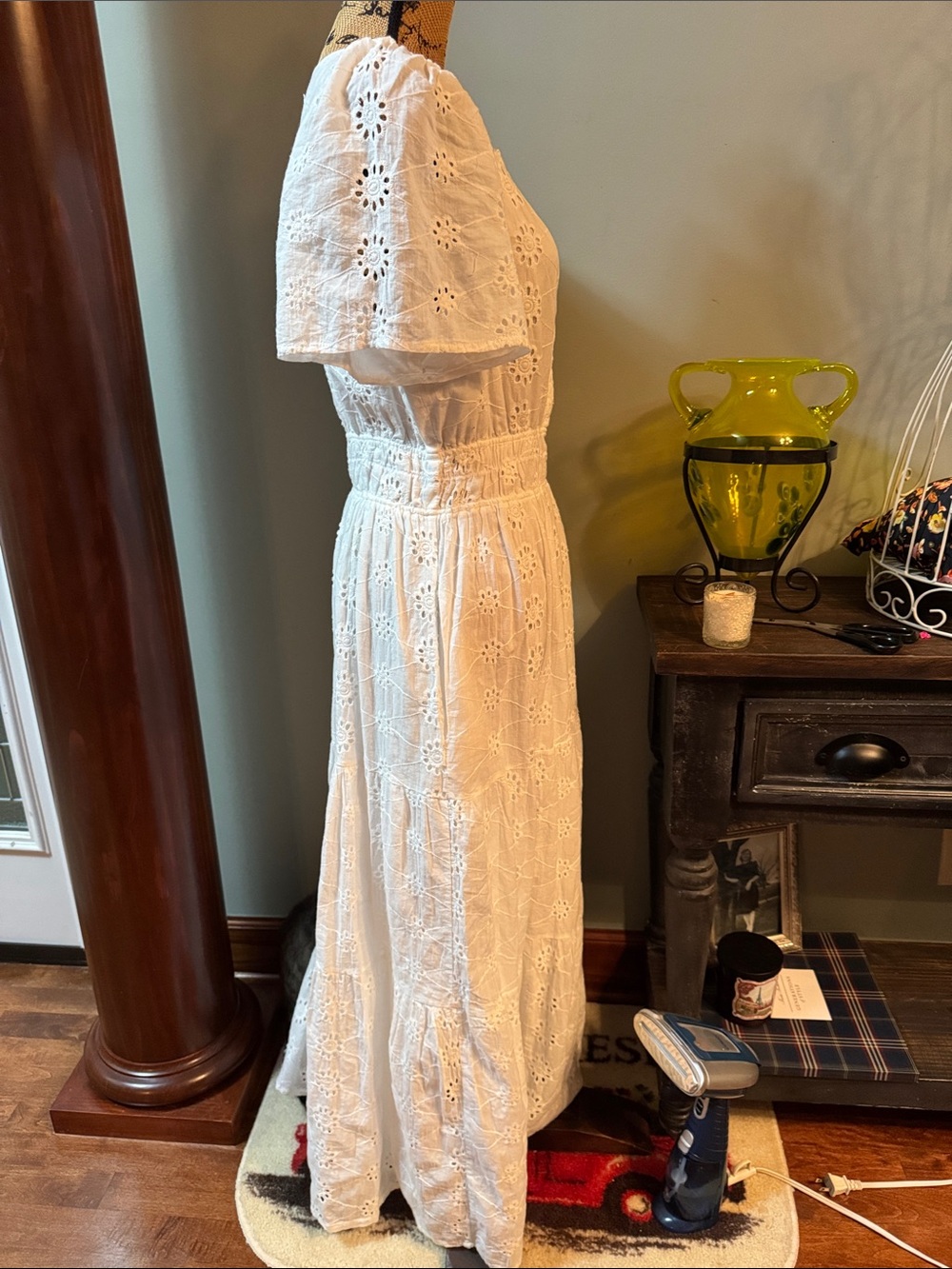 Stitchdrop White Eyelet Dress. Size XL. NWT. Measurements below - Picture 10 of 14